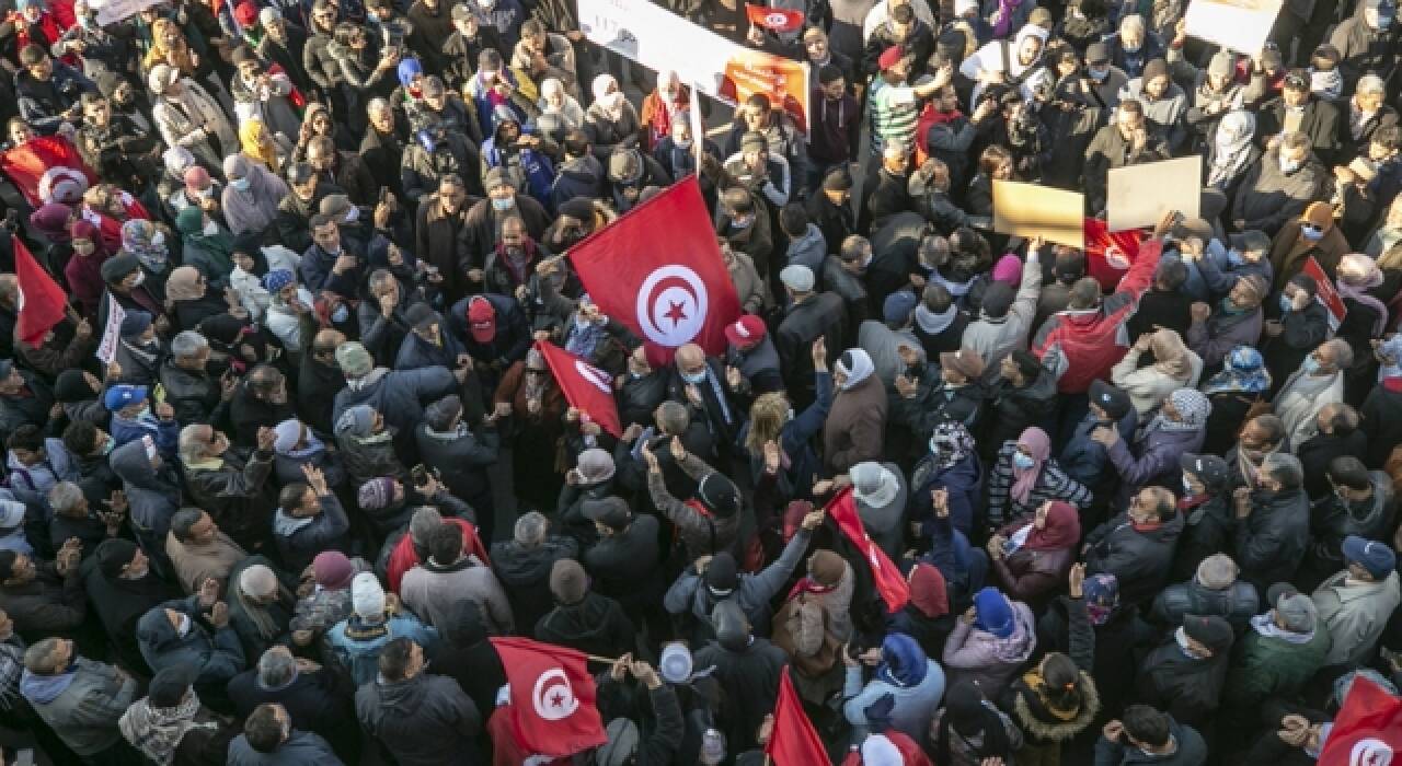 Tunus’ta Devrimin yıl dönümü 14 Ocak’ta kutlanacak