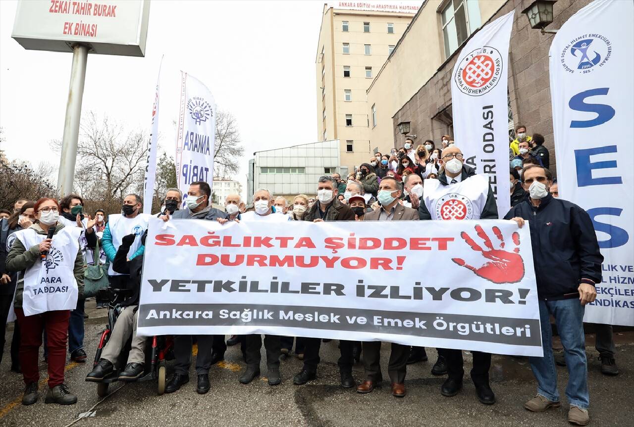 ANKARA - Sağlık meslek örgütlerinden sağlık çalışanlarına şiddete tepki