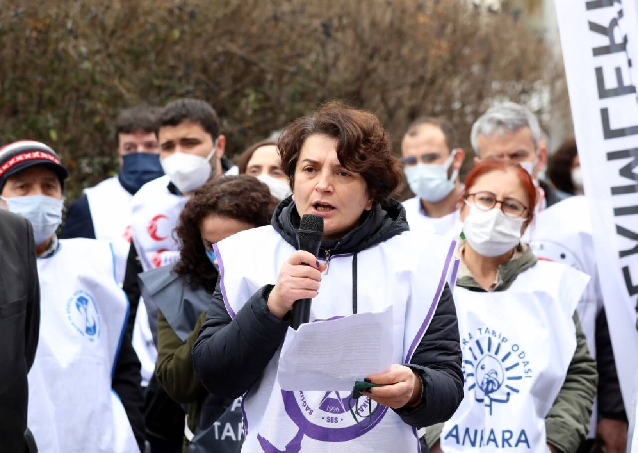 Ankara'daki sağlık meslek örgütlerinden sağlık çalışanlarına şiddete tepki