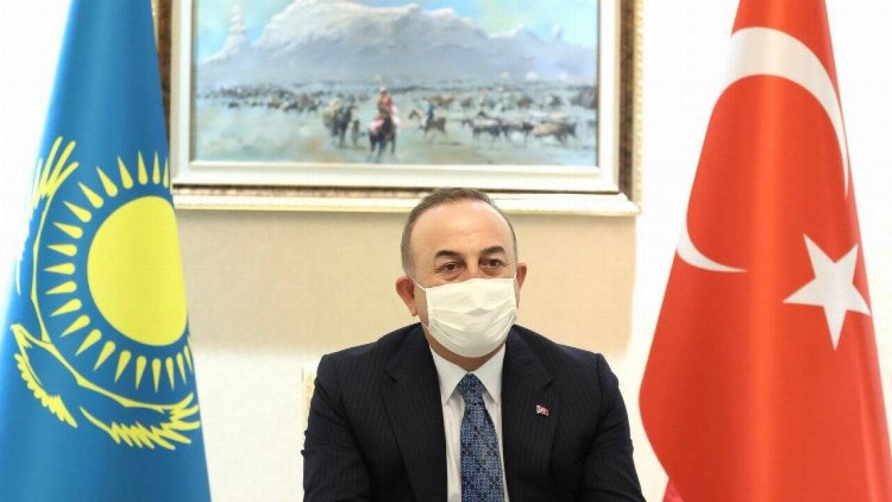 Bakan Çavuşoğlu yeniden COVID'e yakalandı