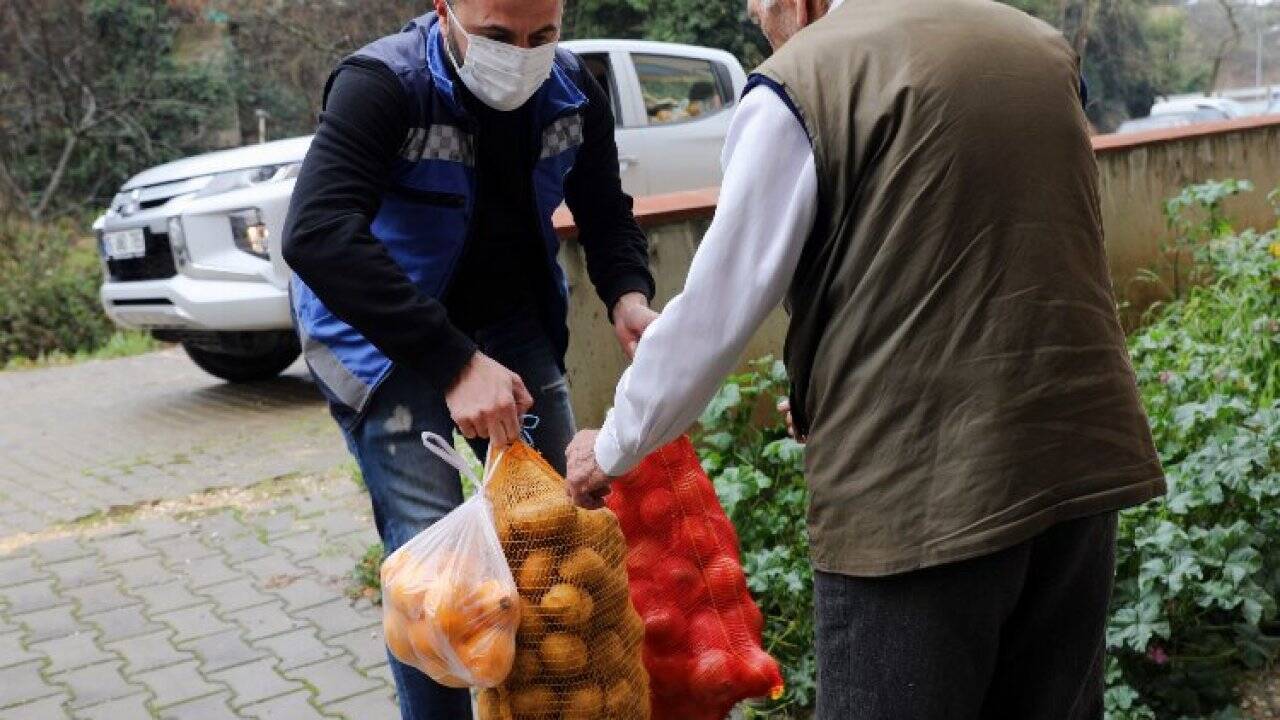 Bursa Mudanya'da sofralara 'Kara Kış Fonu'