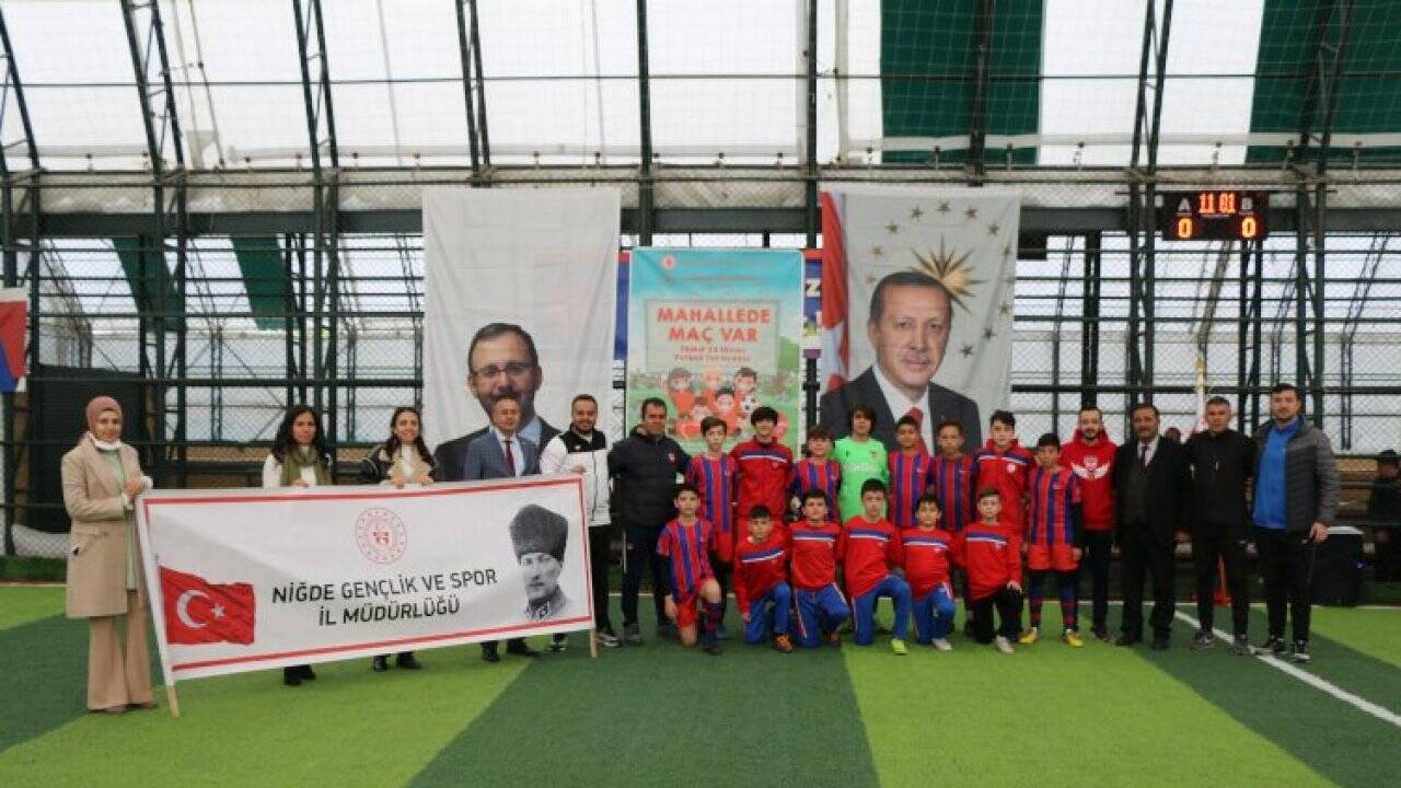 Futbol turnuvası başladı, final maçı TBMM'de