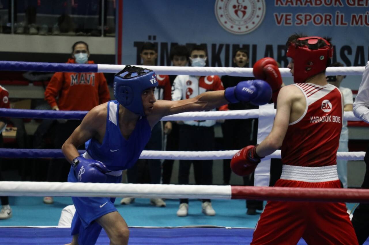 Gençler B Türkiye Boks Şampiyonası Karabük'te sona erdi