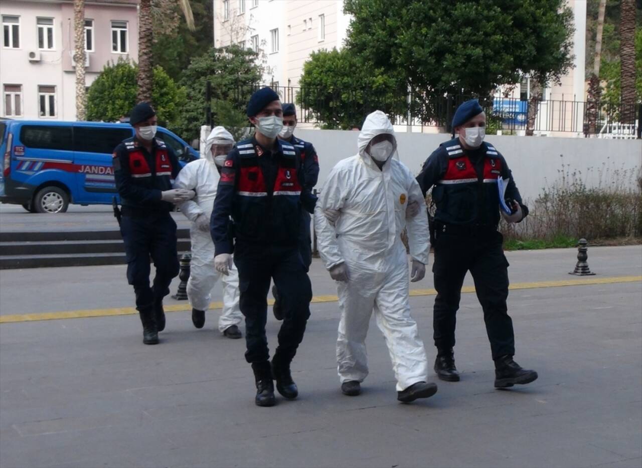 GÜNCELLEME - Antalya'da büyükbaş hayvan hırsızlığıyla ilgili 2 şüpheli tutuklandı