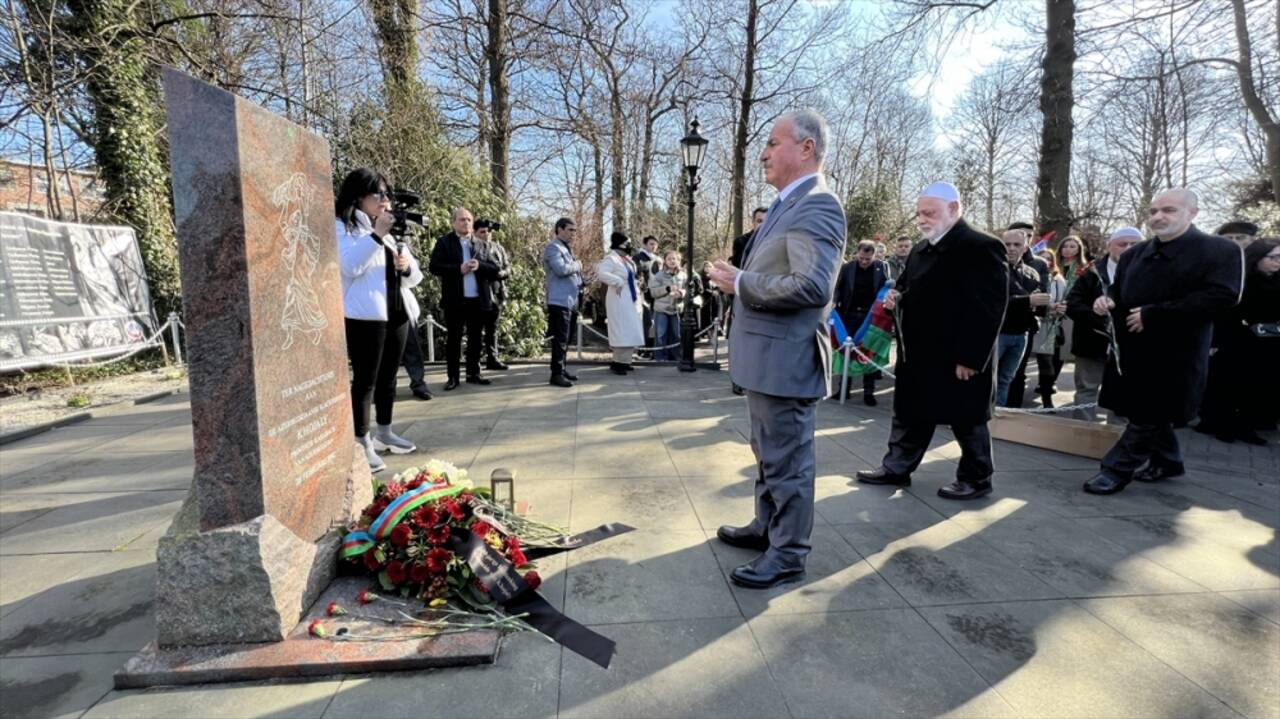 Hollanda'da Hocalı Katliamı kurbanları anıldı