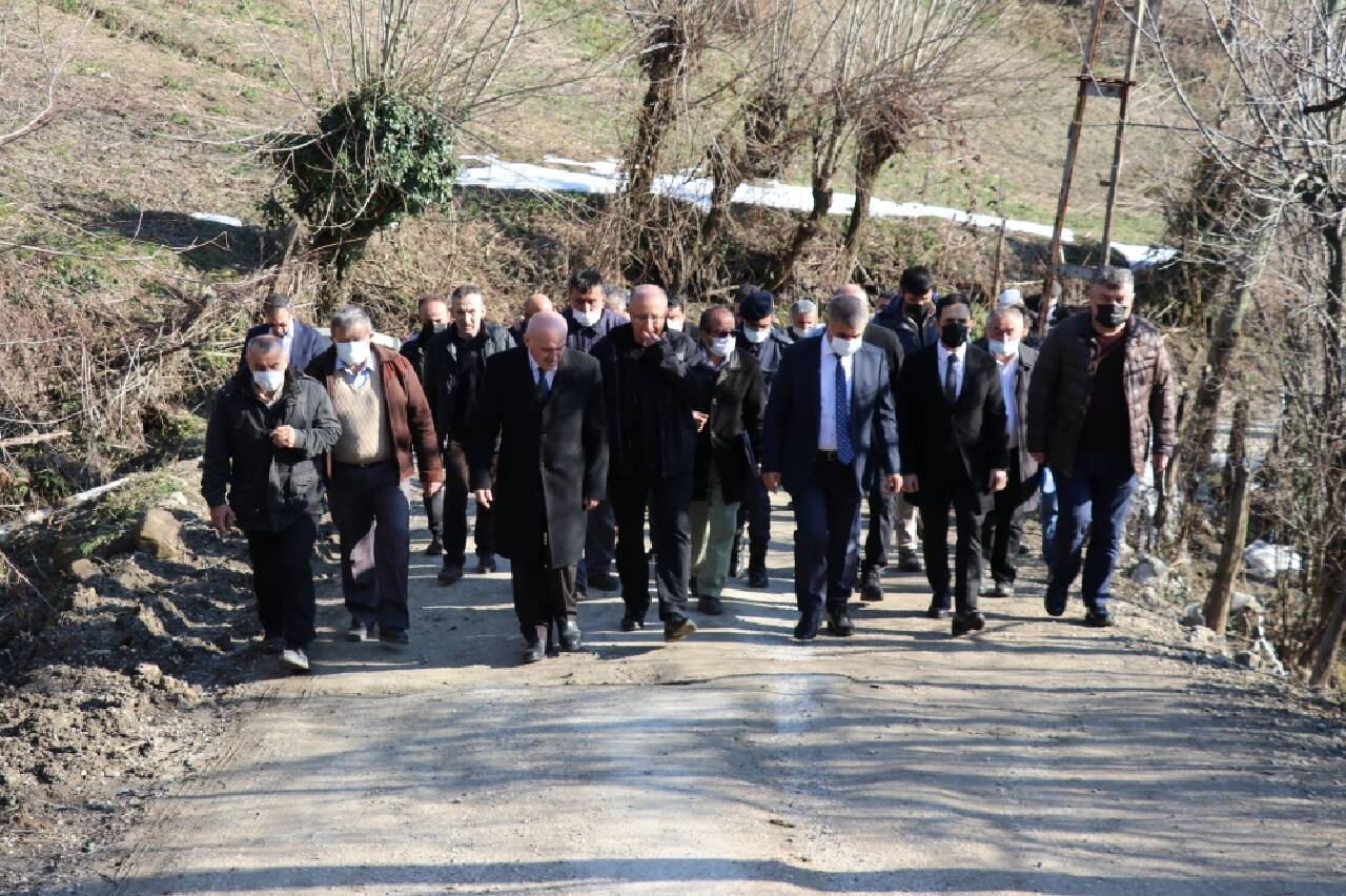 Karabük'te heyelan nedeniyle 17 ev tedbir amaçlı boşaltıldı