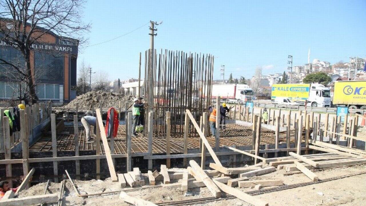 Kocaeli Kuruçeşme tramvay tüm hızıyla devam ediyor