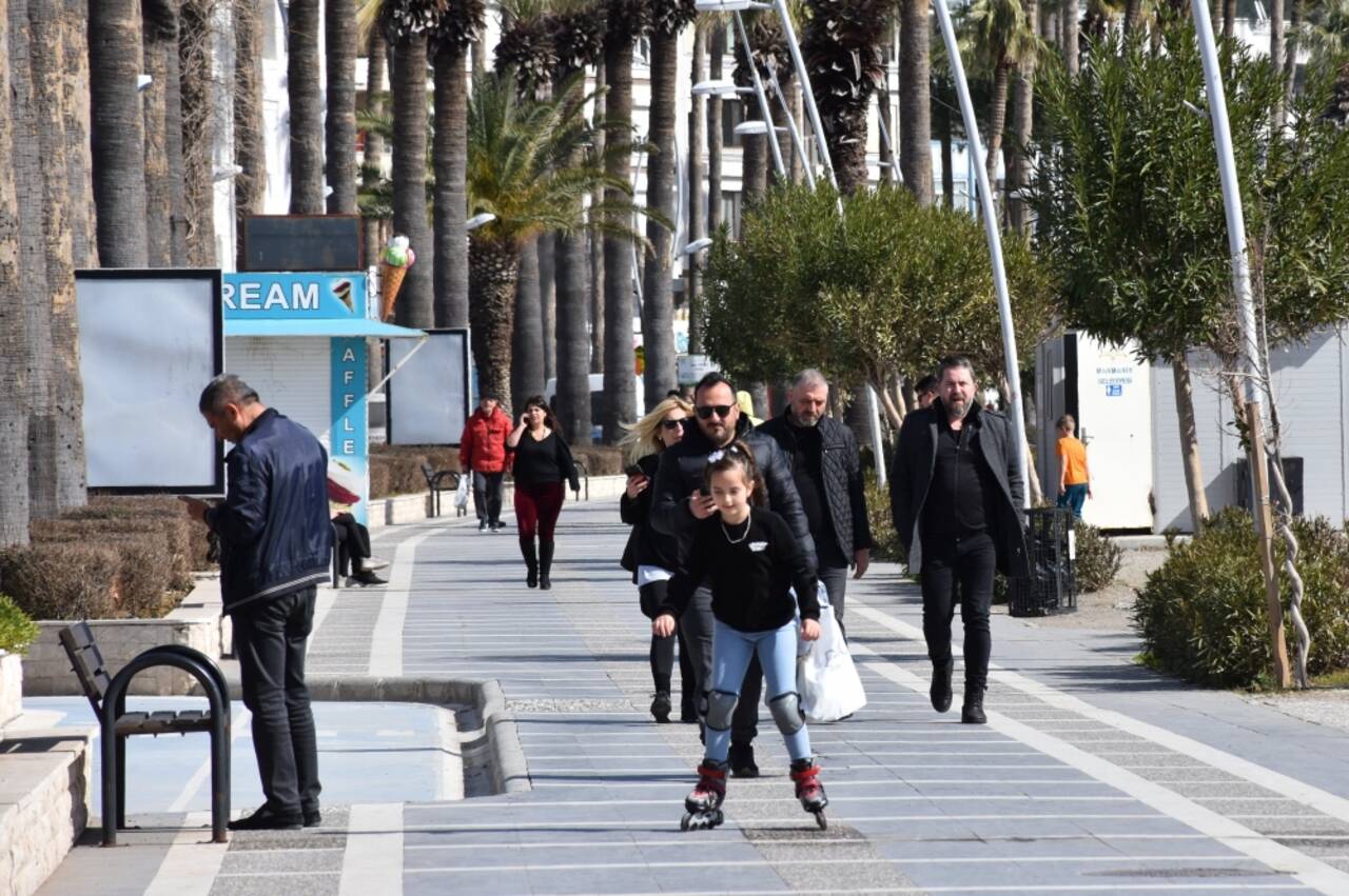 Muğla sahillerinde güneşli hava yoğunluğu