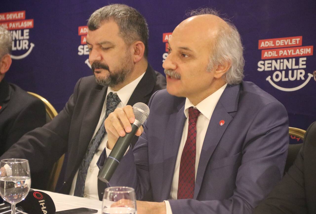 Saadet Partisi Sözcüsü Aydın, Diyarbakır'da basın mensupları ile bir araya geldi: