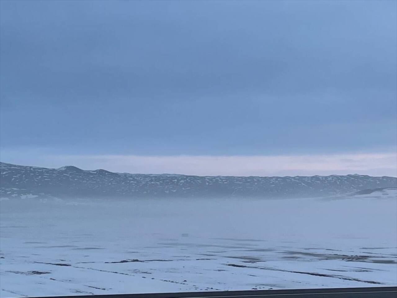 Sivas'ta sisin ardına gizlenen gün doğumu vatandaşlarca fotoğraflandı