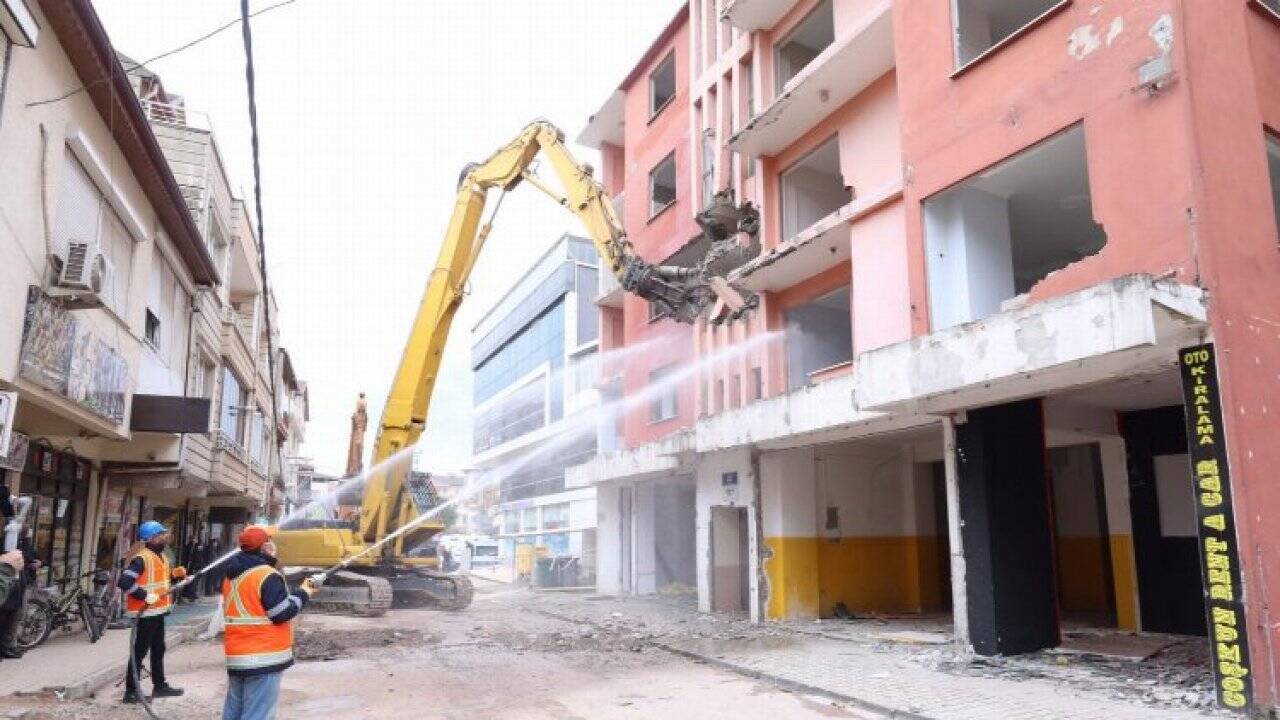 Başkan Büyükakın: Kocaeli’ni olası bir depreme hazırlıklı hale getirmek için çalışıyoruz