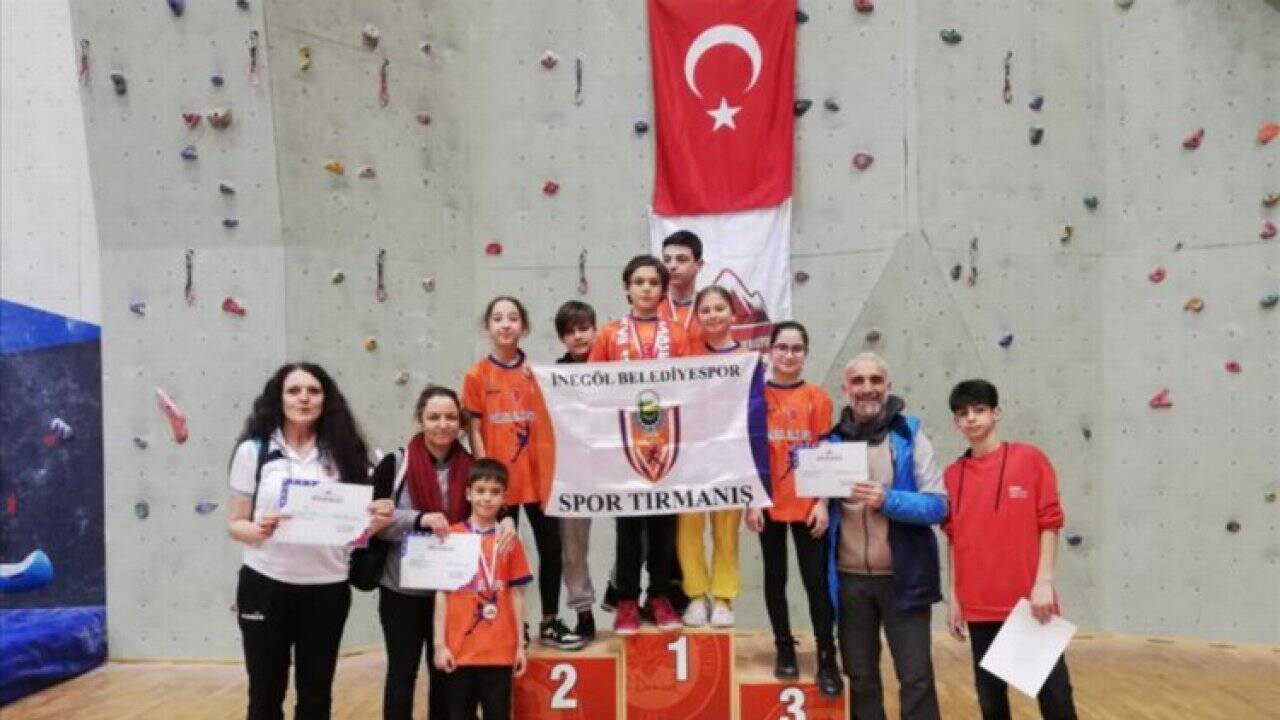 Bursa İnegöl Belediyespor Spor Tırmanış Takımı kürsüleri fethetti