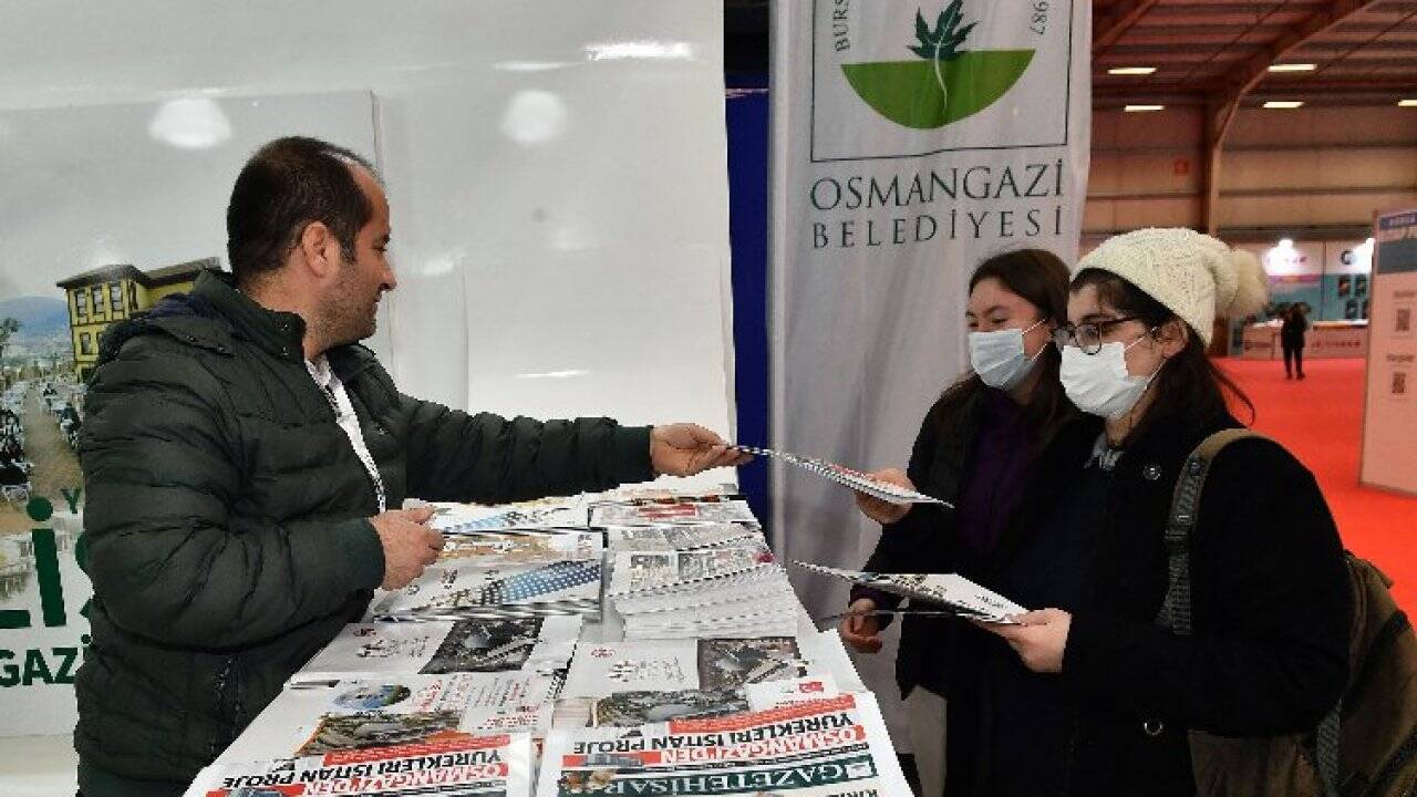 Bursa Osmangazi Yayınları fuarda büyük ilgi görüyor