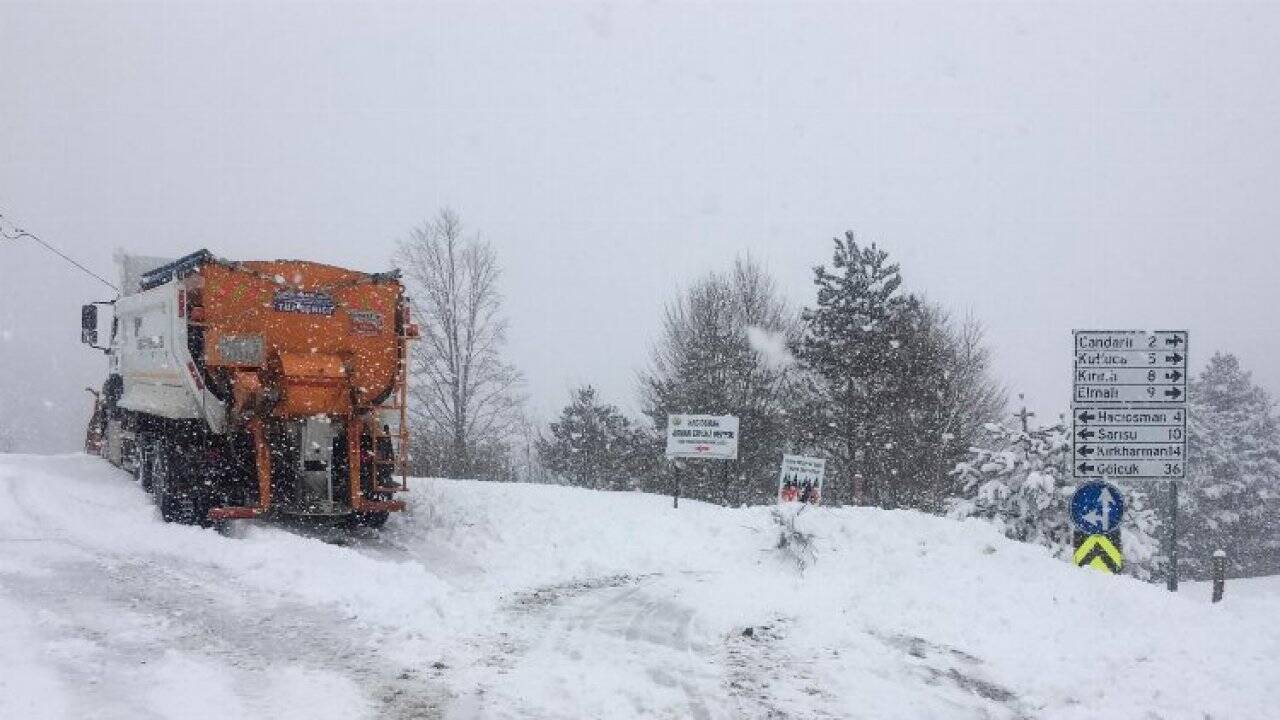 Bursa'da 122 mahalle yolu ulaşıma açıldı