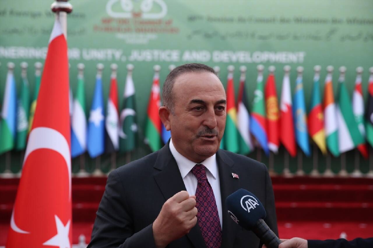 Çavuşoğlu: "Ukrayna-Rusya savaşını durdurmak herkesin birinci amacı olmalı"