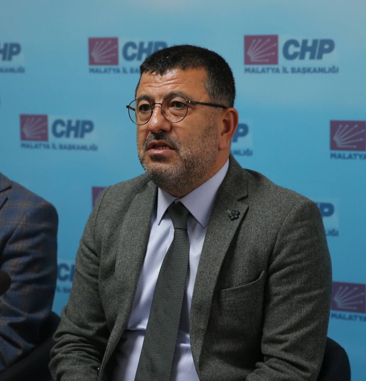 CHP'li Ağbaba'dan asgari ücretin güncellenmesi