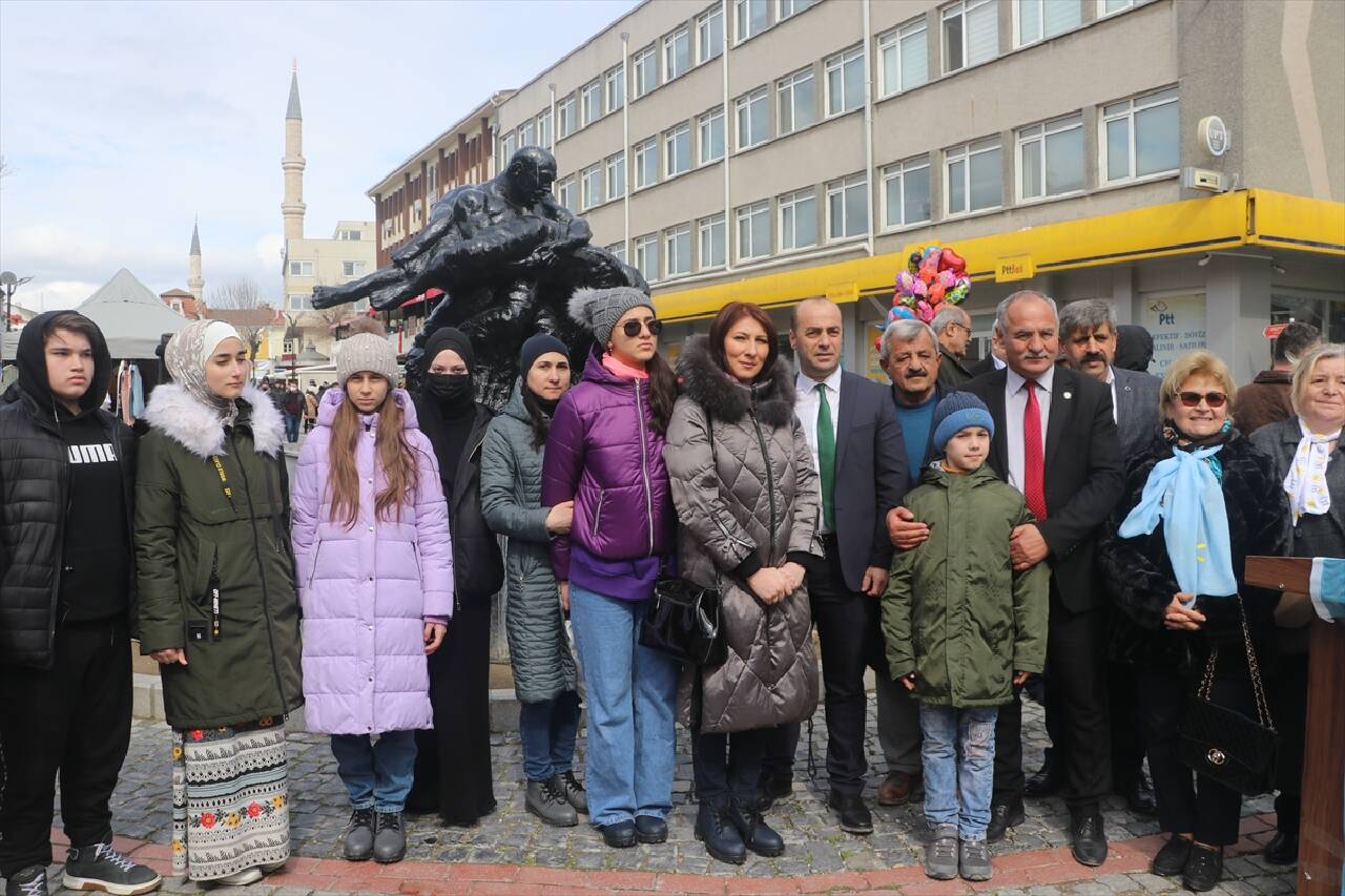 EDİRNE - Kırım Tatar Türkü kadınları kalplerinin yarısını Ukrayna'da bıraktı