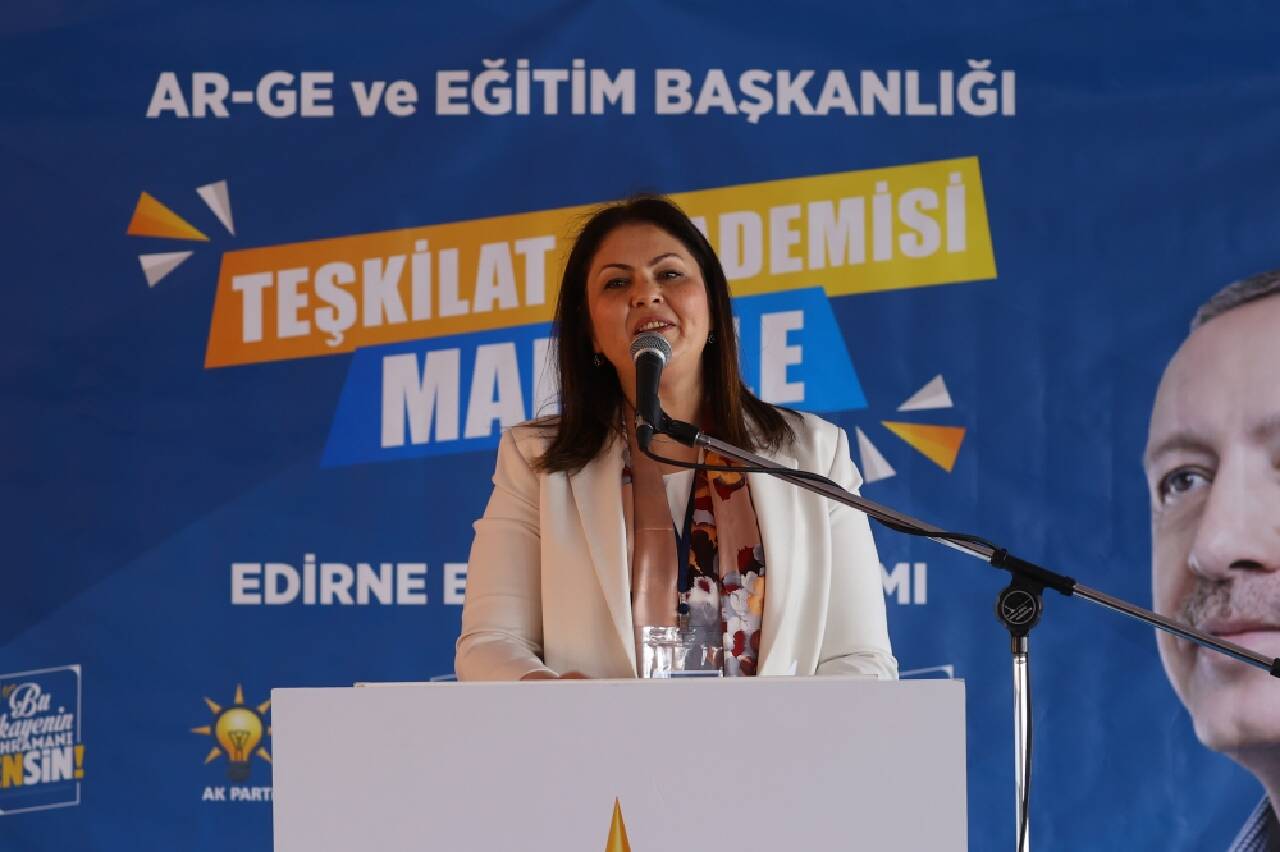 Edirne'de AK Parti'nin "Teşkilat Akademisi Mahalle Eğitim Programı" başladı