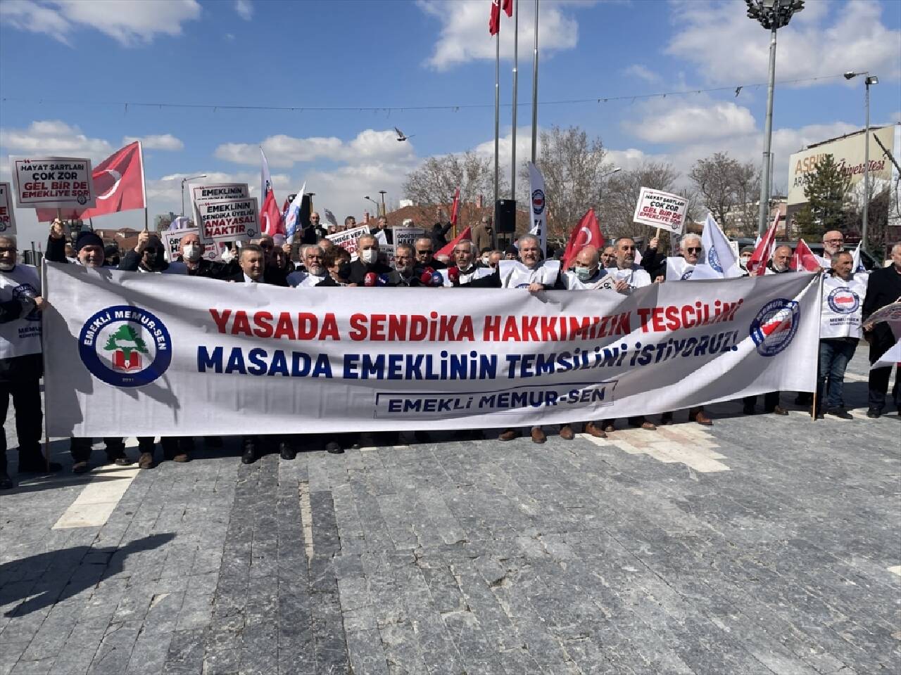 Emekli Memur-Sen'den emeklilerin sendikal haklarına ilişkin yasal düzenleme talebi