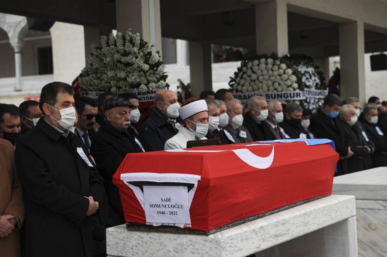 Eski bakanlardan Sadi Somuncuoğlu için Kocatepe Camisi'nde cenaze töreni