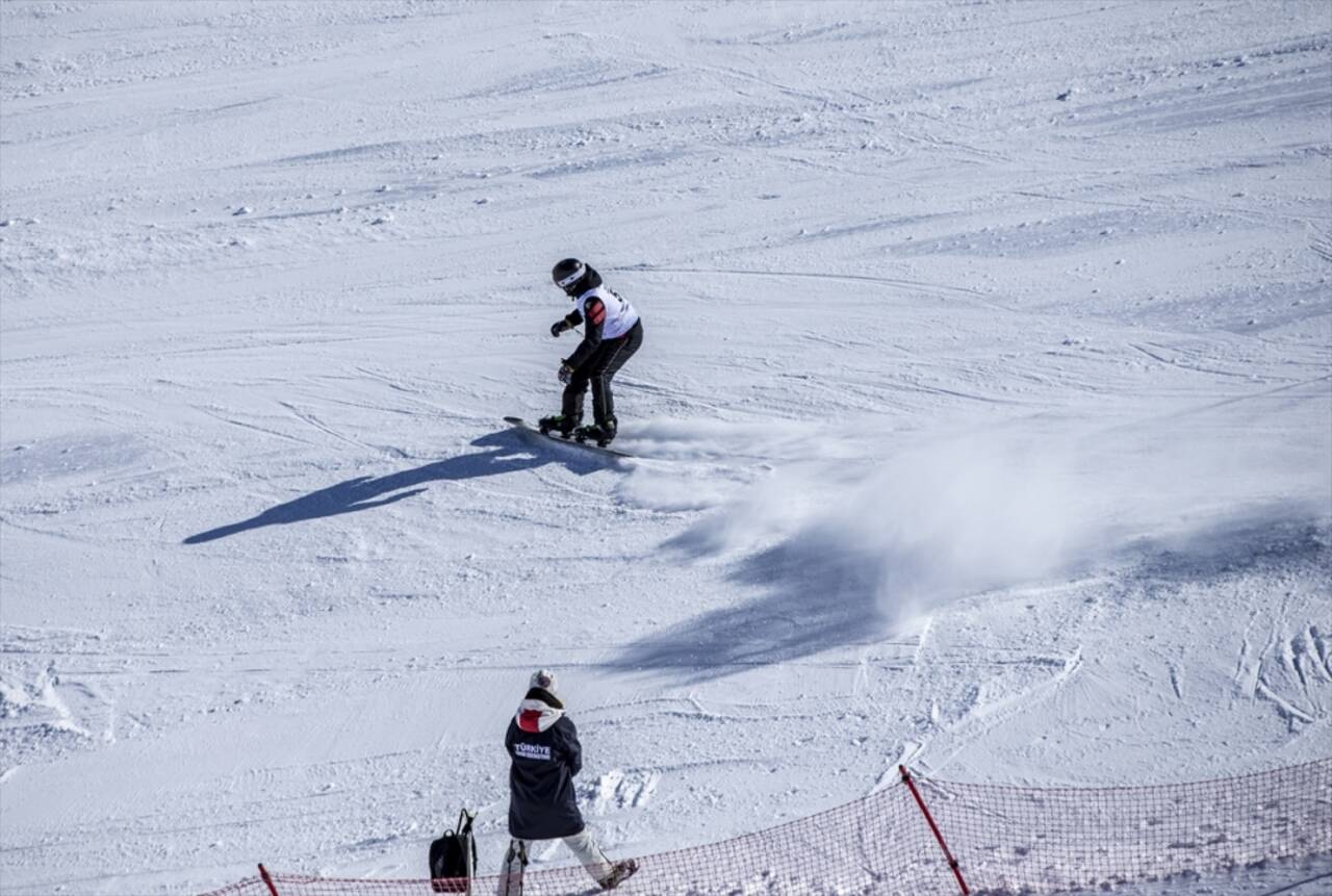 GÜNCELLEME - ÜNİLİG Snowboard Türkiye Şampiyonası Erzurum'da başladı