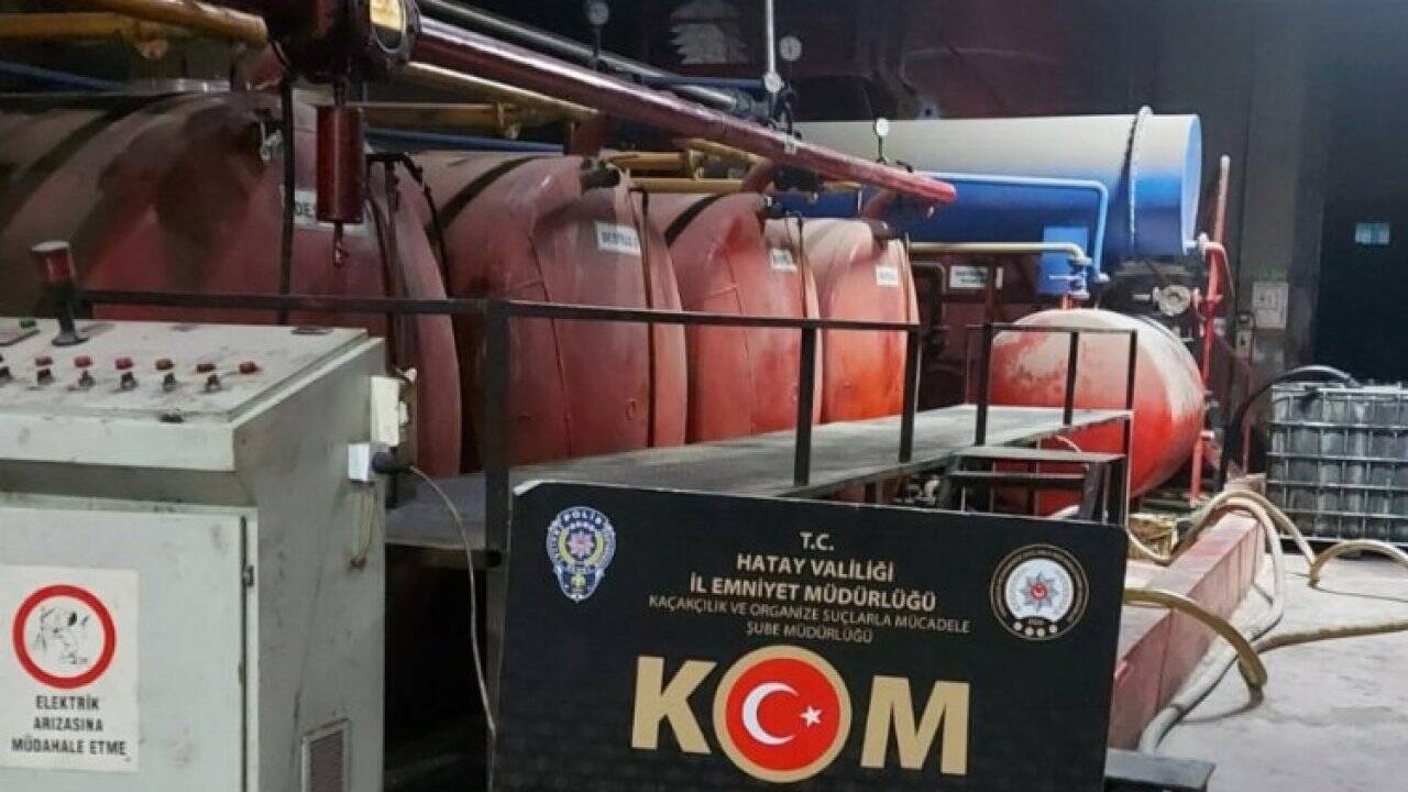 Hatay'da 97 bin 238 litre karışımlı akaryakıt ele geçirildi