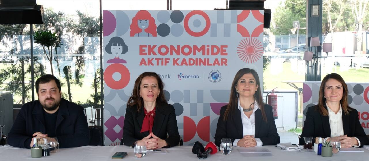 İSTANBUL - Aktif Bank, "Ekonomide Aktif Kadınlar" projesini başlattı (1)