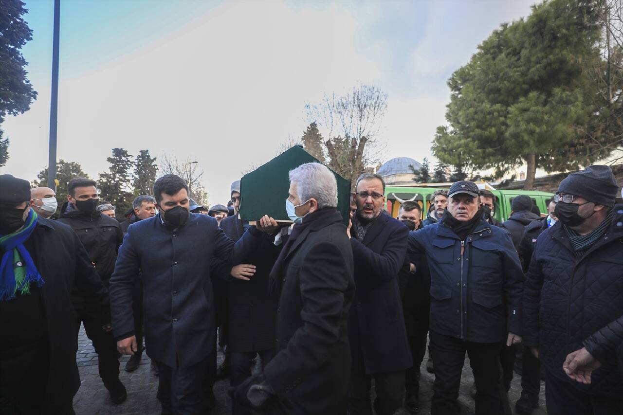 MARDİN - Kazada hayatını kaybeden iki kuzenin cenazesi yan yana toprağa verildi