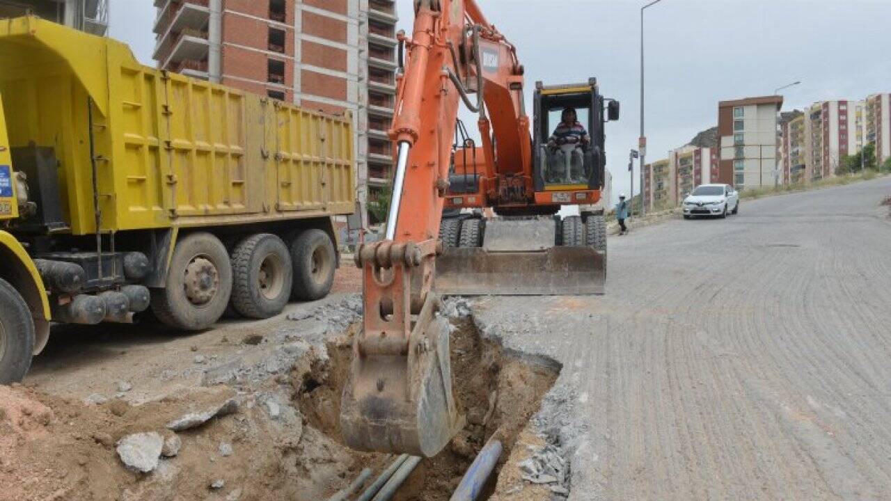 İzmir Çiğli Belediyesi'nden izinsiz altyapı çalışmalarına 488 bin TL ceza