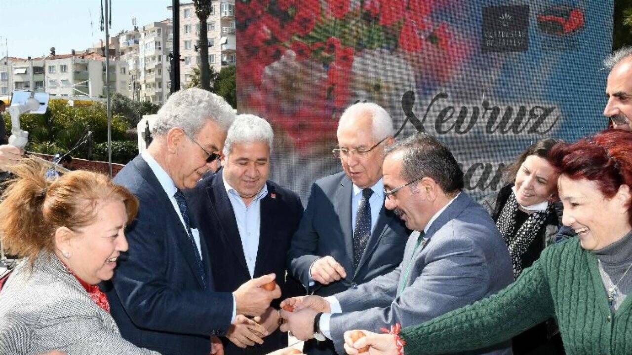 İzmir  Karabağlar'da nevruz coşkusu