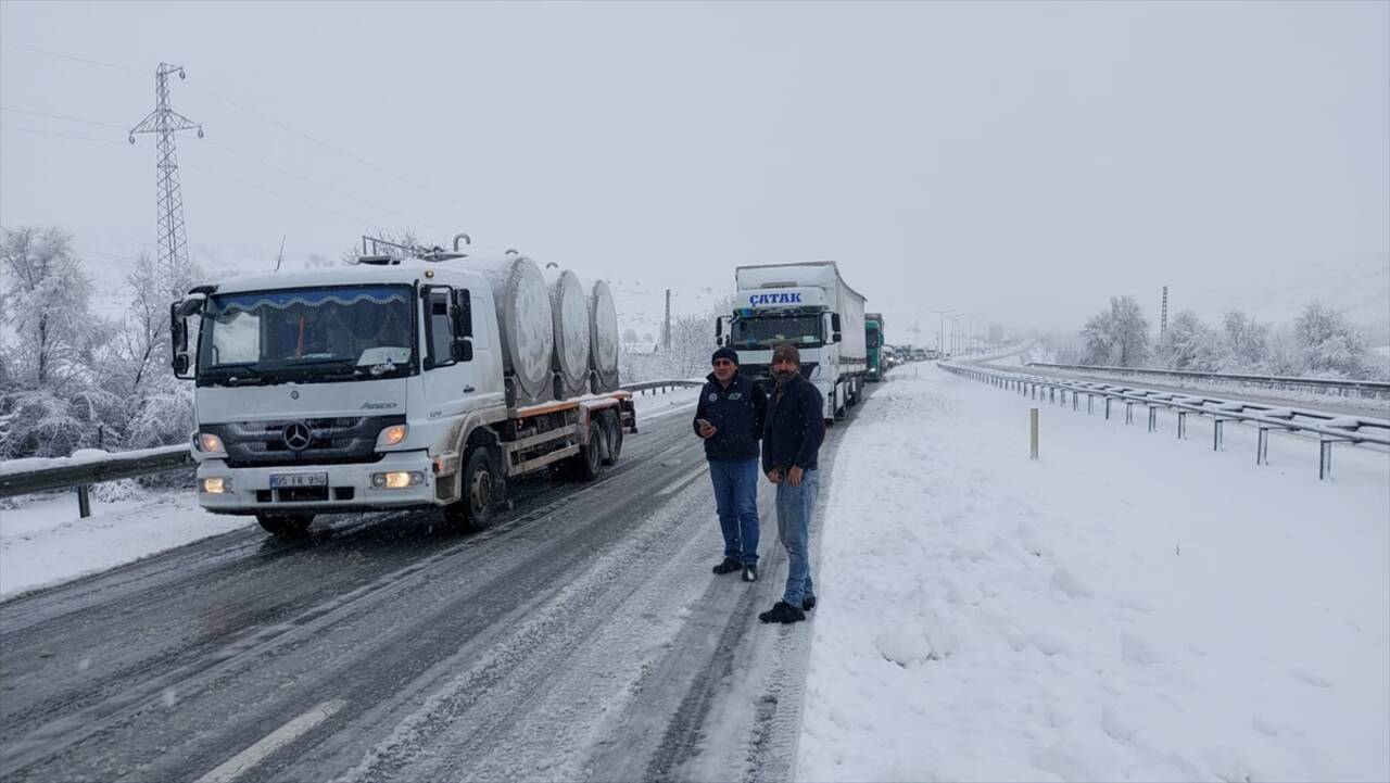 KASTAMONU - Kar etkili oluyor