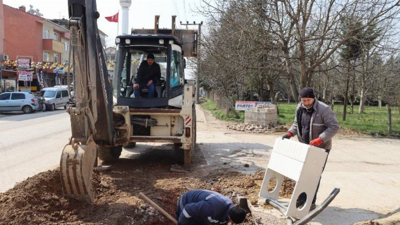 Kocaeli İzmit Belediyesi Turan Güneş’te SEDAŞ ile koordineli ilerliyor