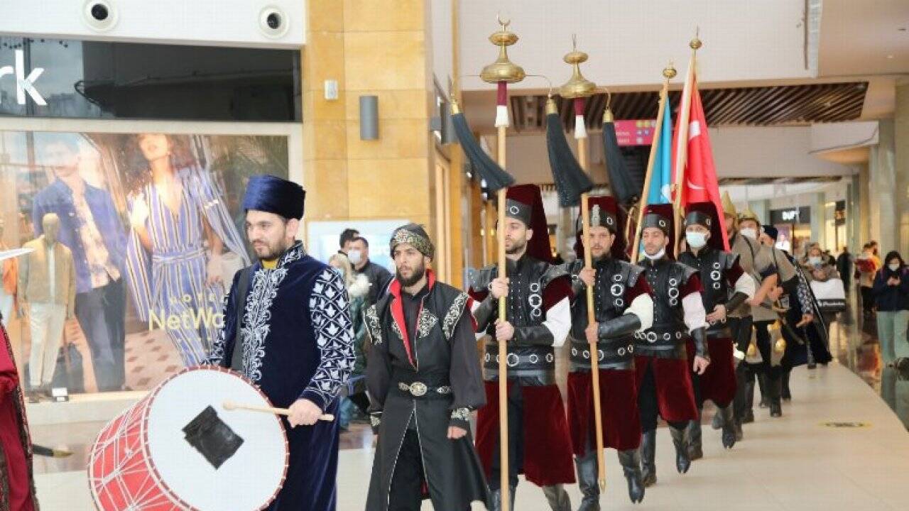 Kocaeli'nde Mehteran Takımından sürpriz etkinlik