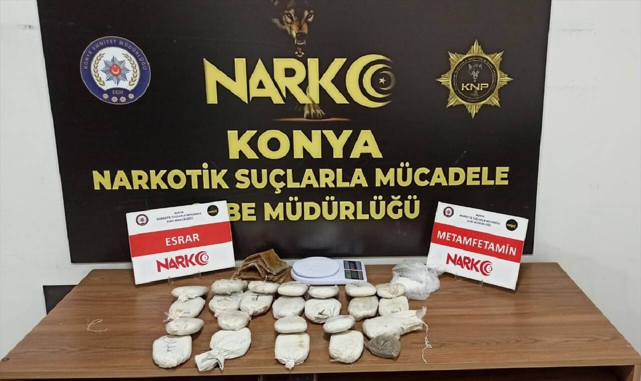 Tunuslu çocuklar "Karagöz" ile hayal perdesine adım atıyor