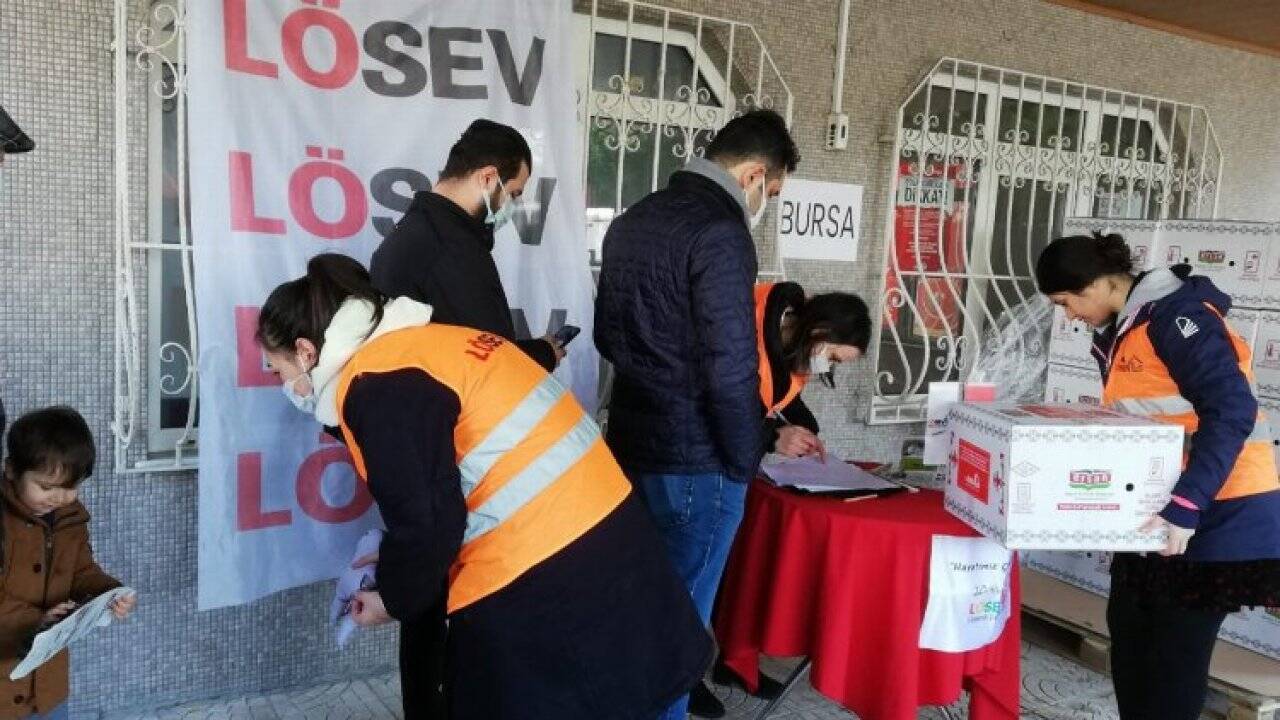 LÖSEV et desteğine Bursa ile devam ediyor