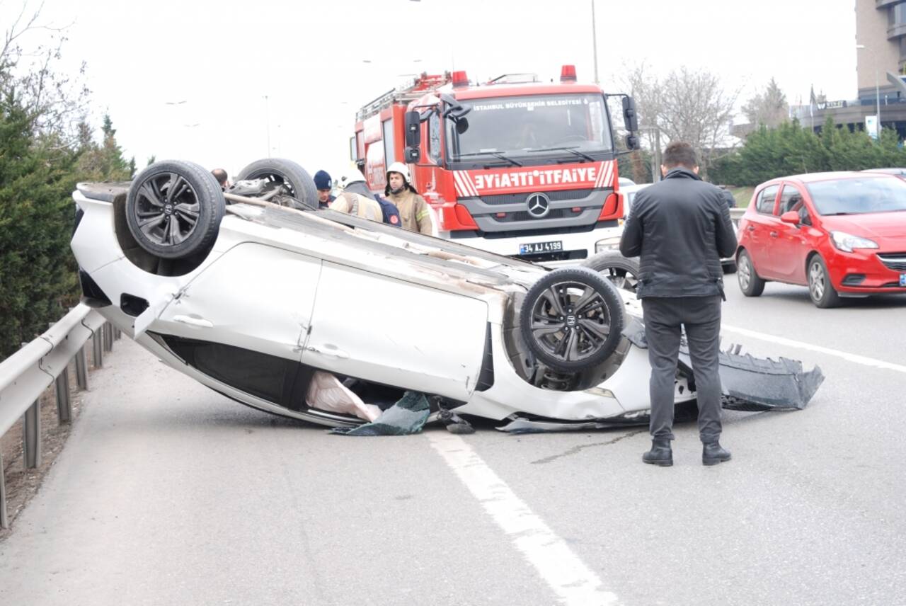 Maltepe'deki zincirleme trafik kazası trafiği aksattı