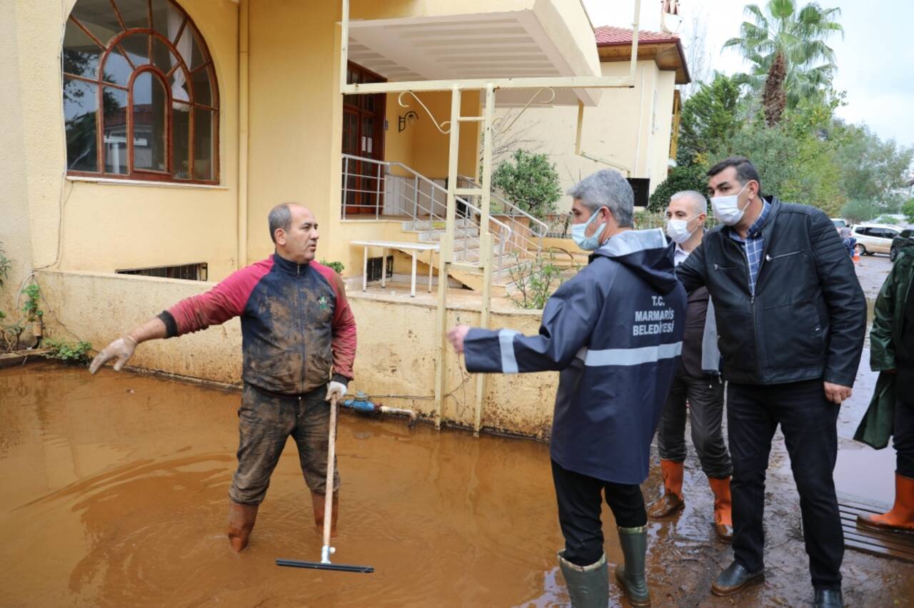 Marmaris Belediye Başkanı Oktay'dan MUSKİ ve DSİ'ye sel çağrısı: