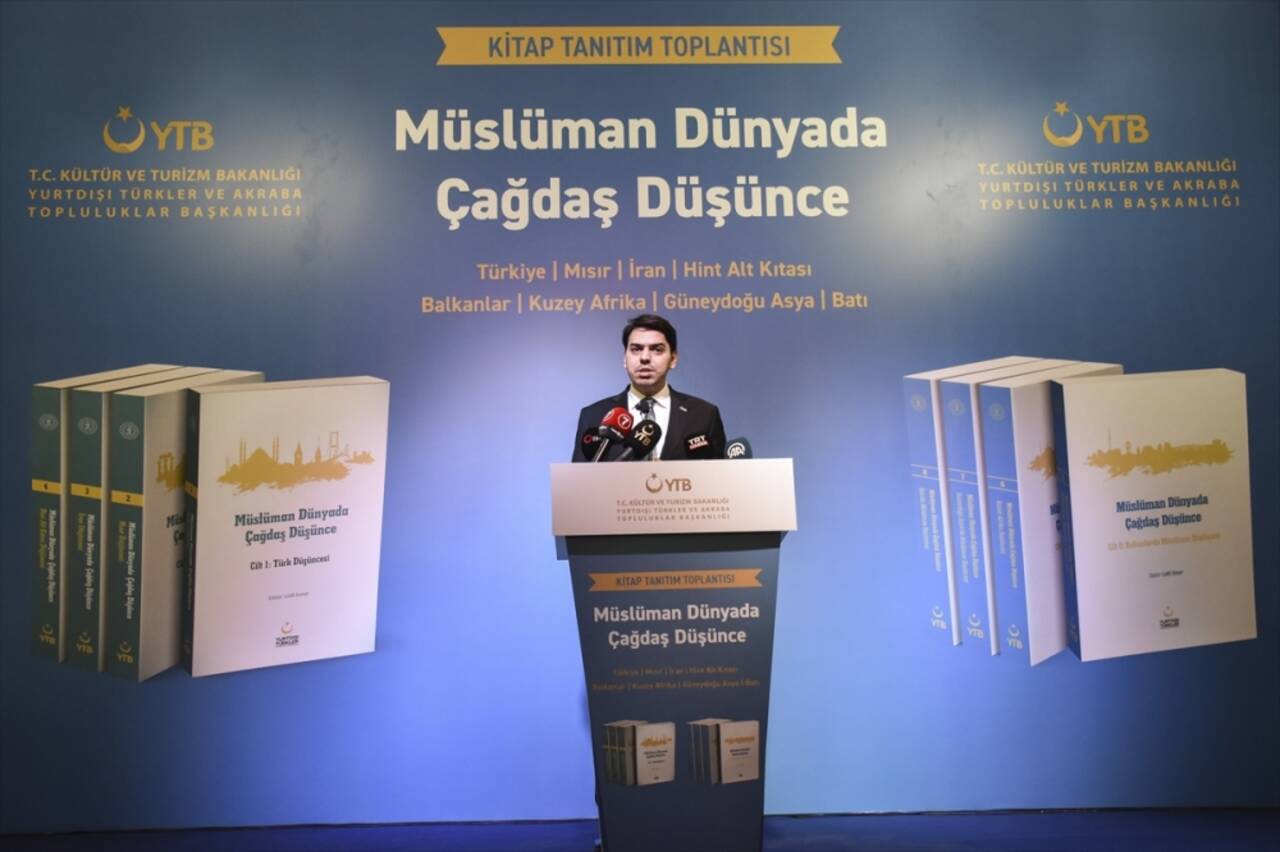 "Müslüman Dünyada Çağdaş Düşünce" serisinin ikinci 4 cilt tanıtım toplantısı yapıldı