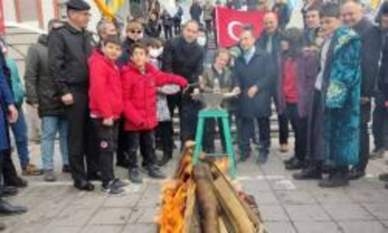 Nevruz Bayramı coşku içinde kutlandı