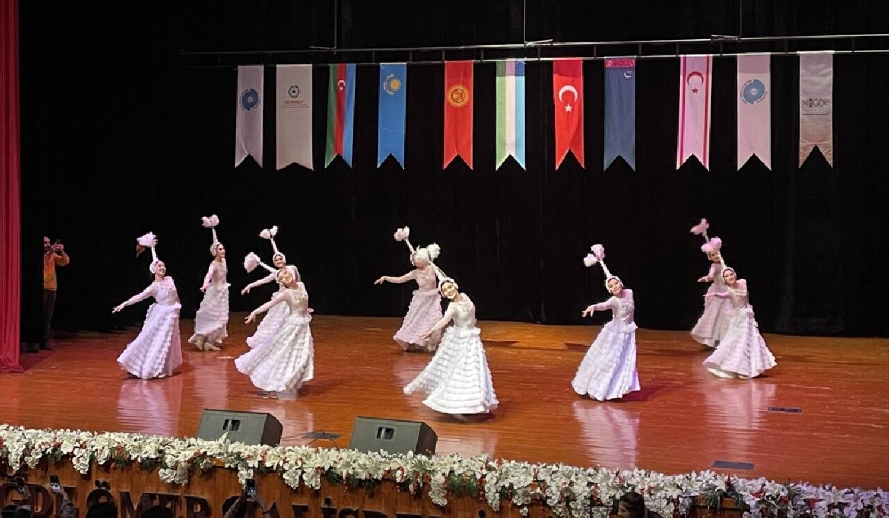 Niğde'de Türk Dünyası Yeni Gün Buluşması "Nevruz 2022" coşkuyla kutlandı