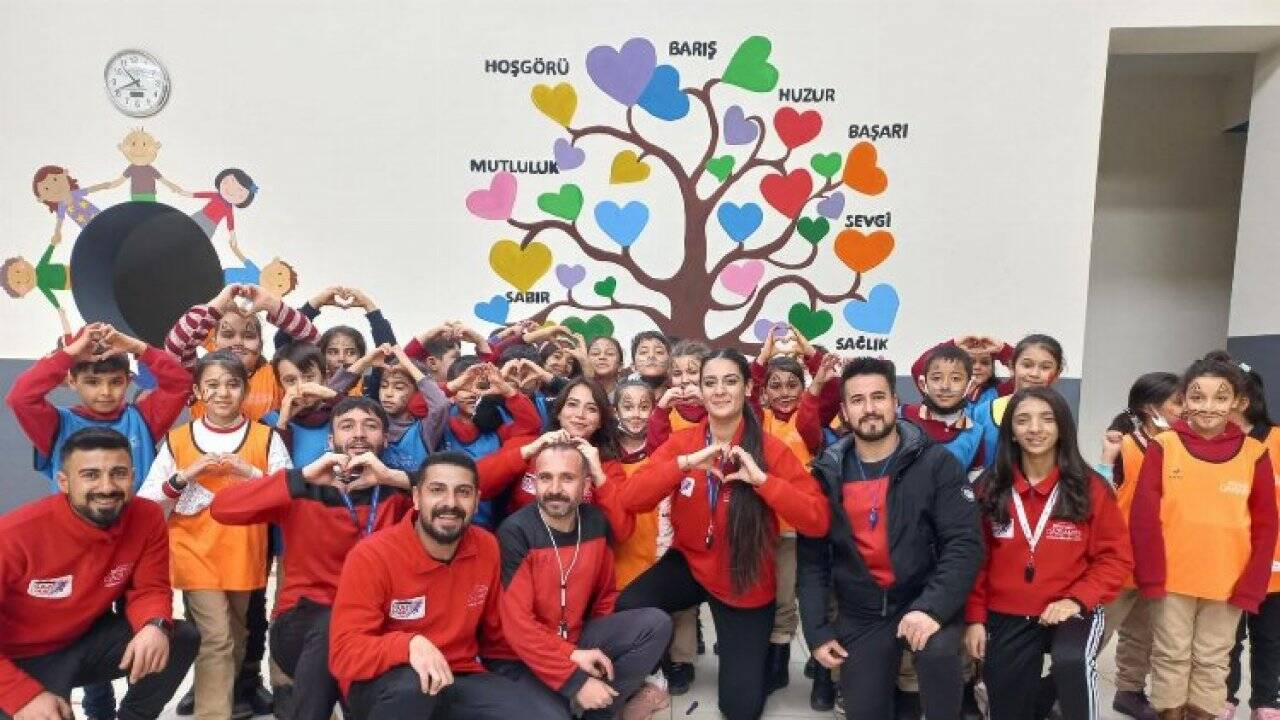 “Okulda Şenlik Var Projesi" sporla farkındalık oluşturuyor 