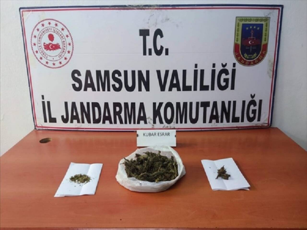 Samsun'da uyuşturucu operasyonlarında 26 zanlı yakalandı