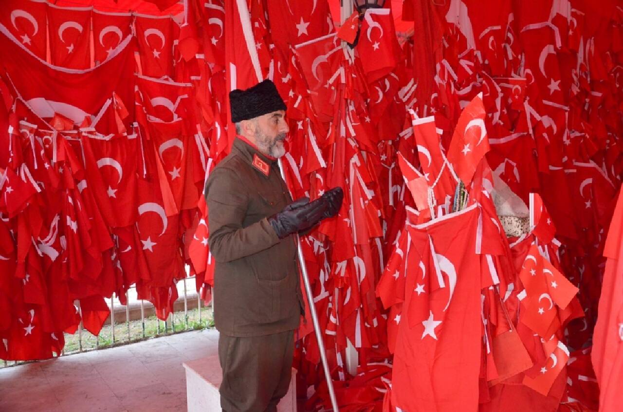 Şehitler için İstanbul'dan Çanakkale'ye yürüyen kişi Gelibolu'ya ulaştı