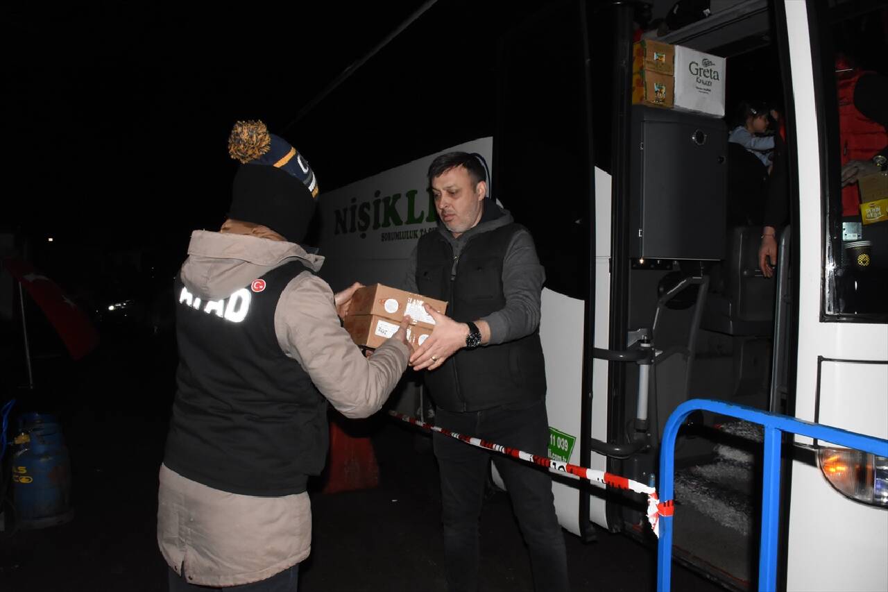 SUCEAVA - Ukrayna'daki Türk vatandaşlarının tahliyesi devam ediyor