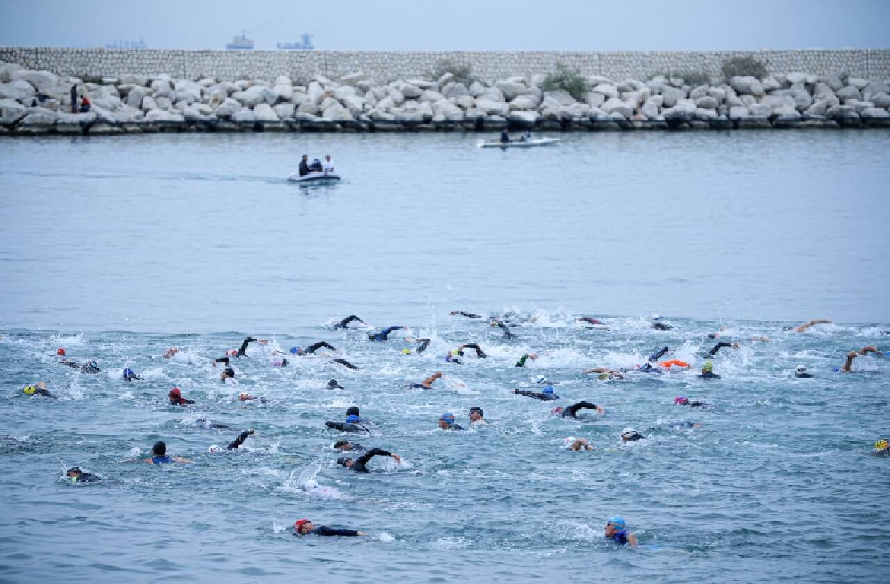 Avrupa Triatlon Kupası ikinci gün yarışları Mersin'de başladı