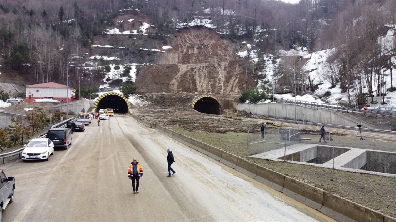 KARABÜK - "Dünyanın en uzun boylu kadını" Rumeysa Gelgi, rekorlarına yenilerini ekledi