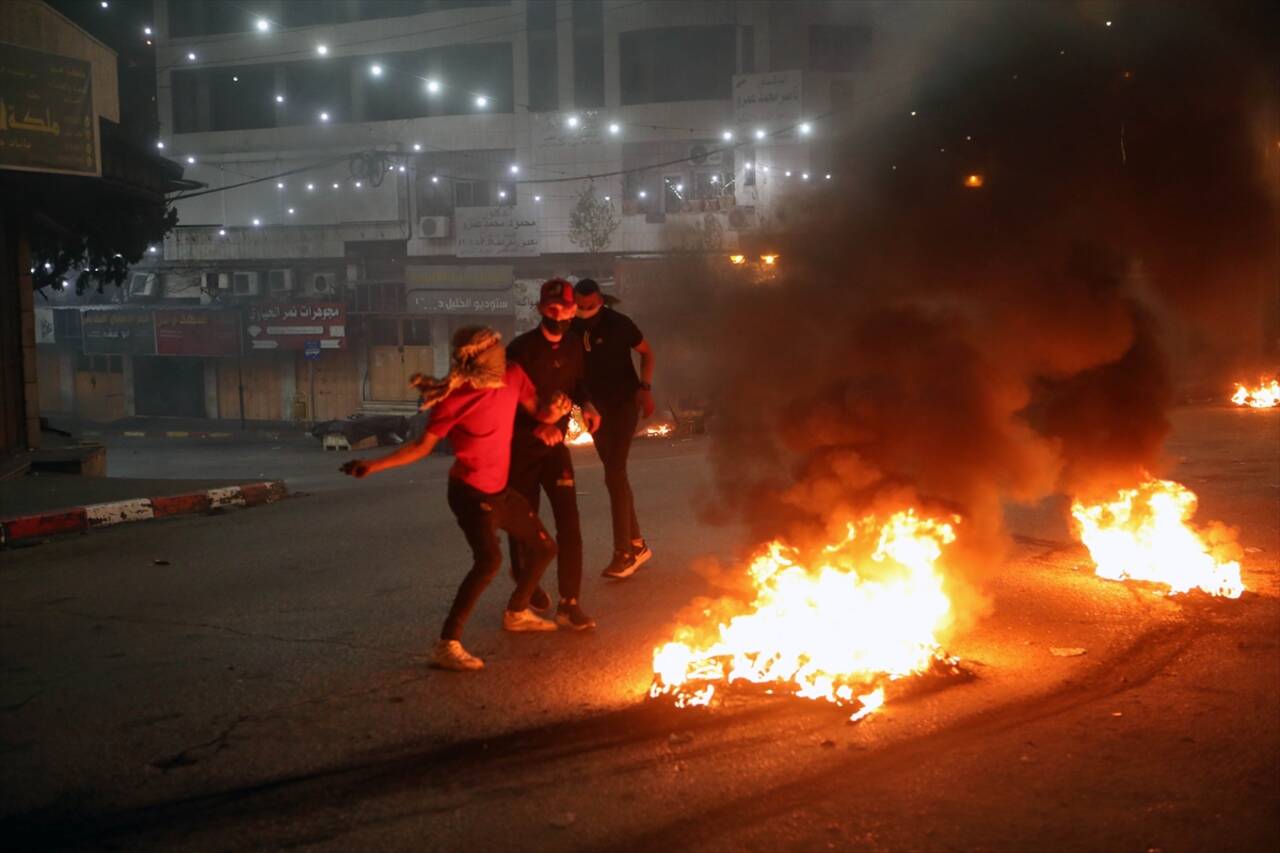 ADANA - Boşanma aşamasındaki eşi tarafından bıçaklanan kadın hayatını kaybetti