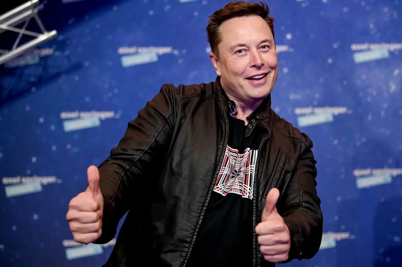 Elon Musk, Tesla hisselerini satıyor