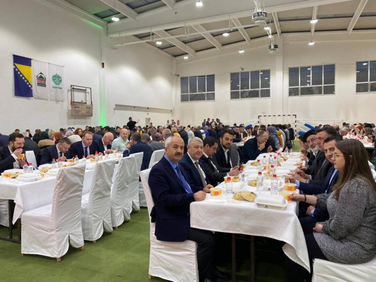 Gebze Belediyesinden Bosna’da 1000 kişilik iftar