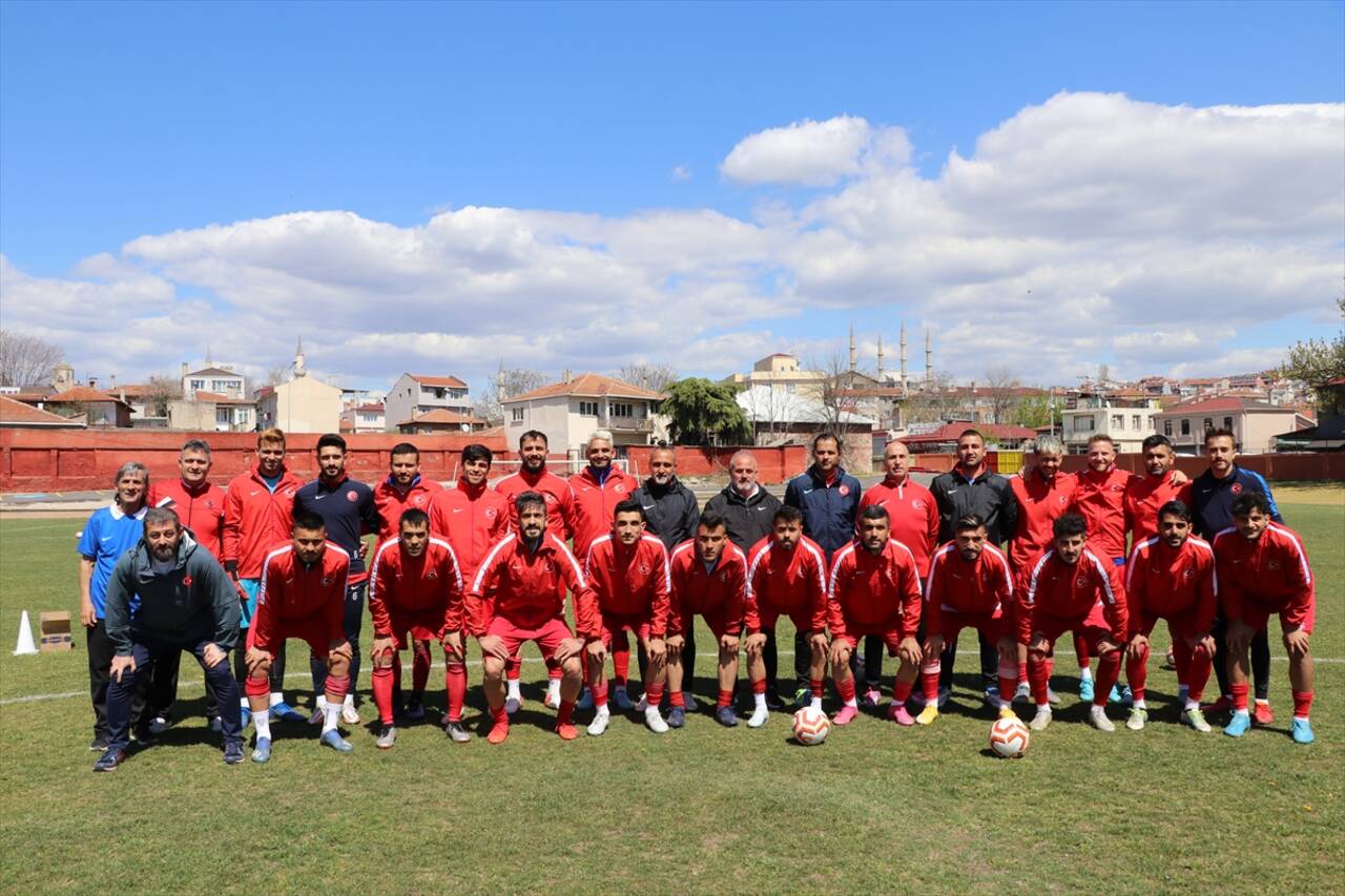 İşitme Engelliler Futbol Milli Takımı, Edirne'de kampa girdi